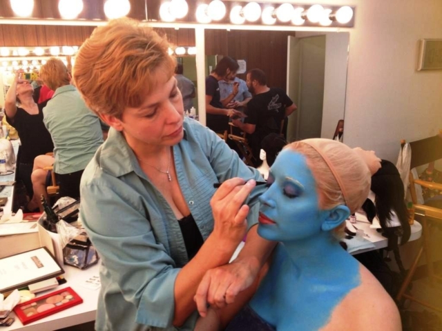 Lisa Hansell applying beauty makeup to Courtney Peldon, Star Trek Renegades