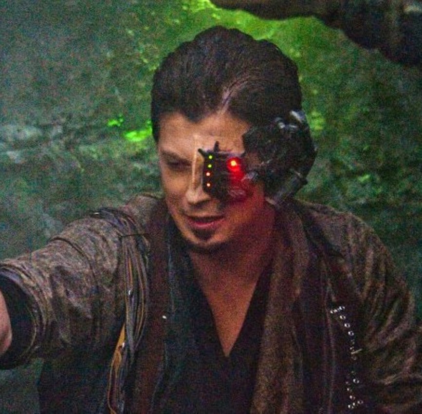 Manu Intiraymi as Icheb with Battle Gear, Star Trek Renegades - Sculpt, Makeup, Electronics by Tim Vittetoe, ImpaQt FX